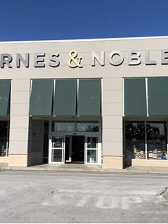 Barnes & Noble Takes 14,000 sq. ft. In Return to Roxbury site Barnes & Noble Takes 14,000 sq. ft. In Return to Roxbury site