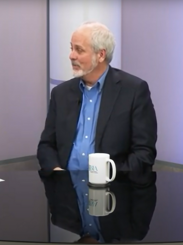 New Partnership Paves the Way for Degree Pathways in Big Data Curriculum New Partnership Paves the Way for Degree Pathways in Big Data Curriculum