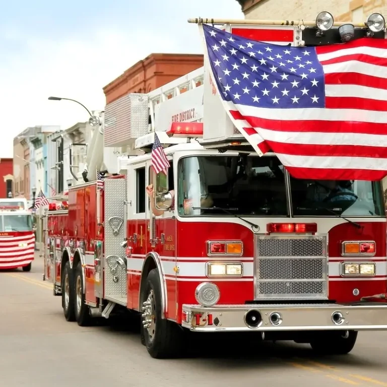4th-of-july-firetruck July 4 Firetruck
