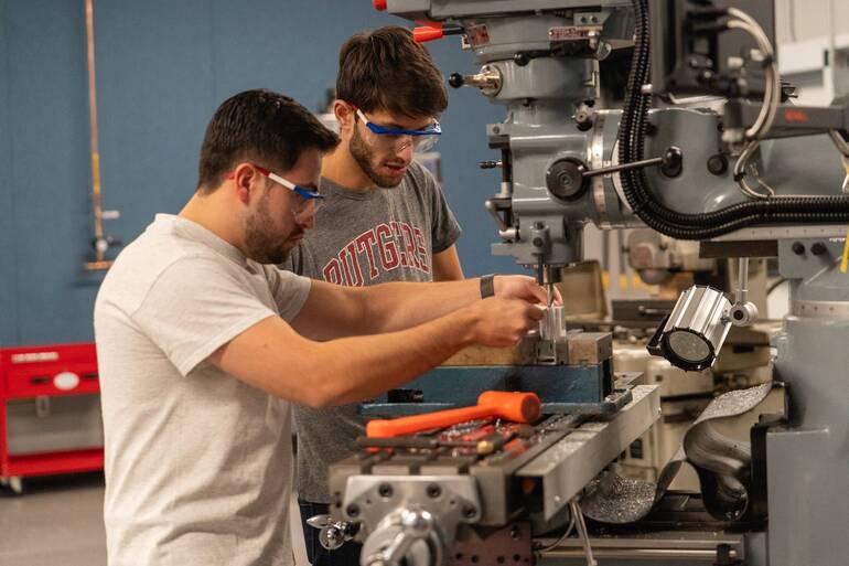 CCM Named a Top 25 New Jersey School for Engineering Degree