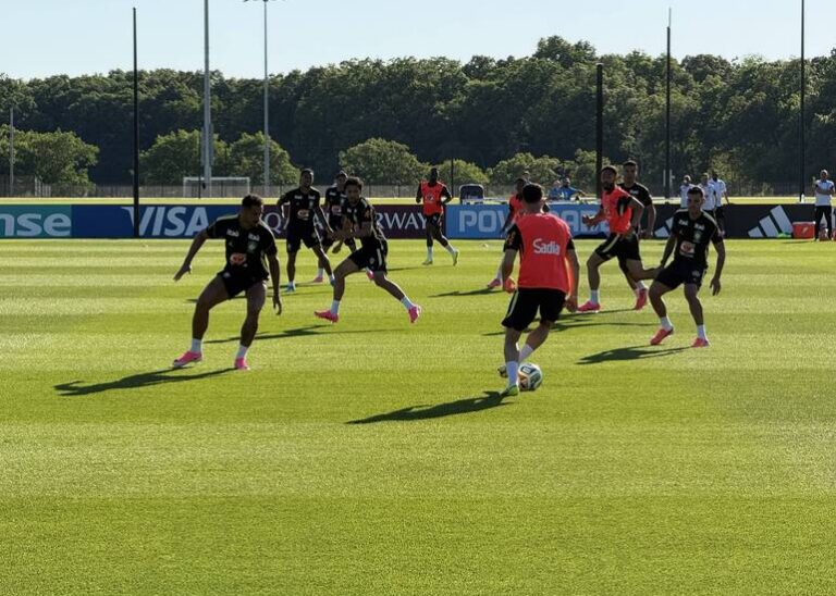 Team Brazil Makes Big First Impression at World Cup Training Ahead of Opening Match