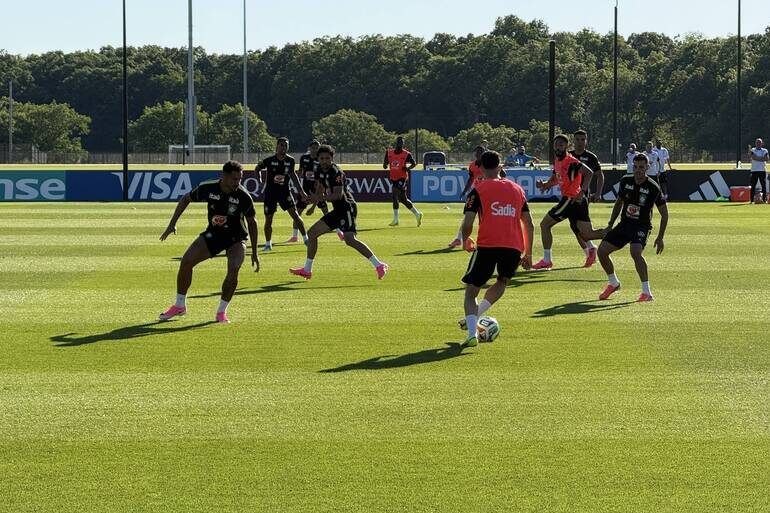 Team Brazil Makes Big First Impression at World Cup Training Ahead of Opening Match